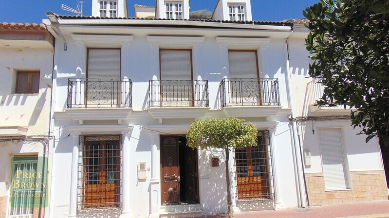 Townhouse in Cantoria, Almería