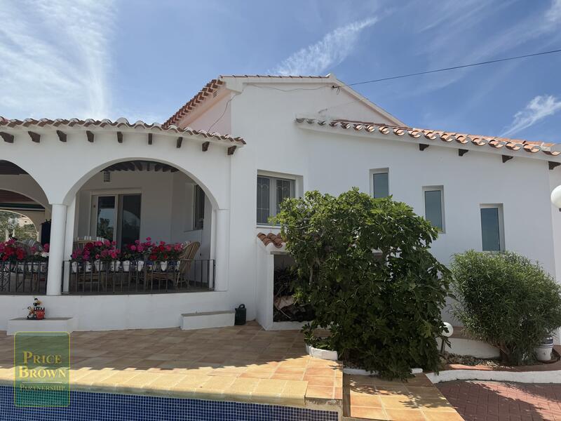 DV1571: Villa for Sale in Bedar, Almería