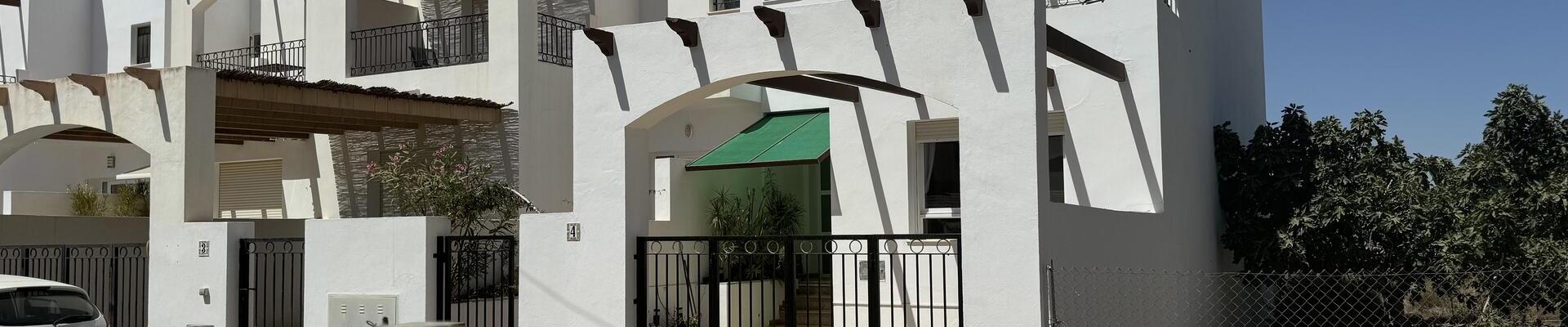 LV850: 3 Bedroom Townhouse for Sale