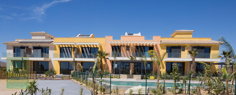ND1-Cricket: Townhouse for Sale in Cuevas del Almanzora, Almería